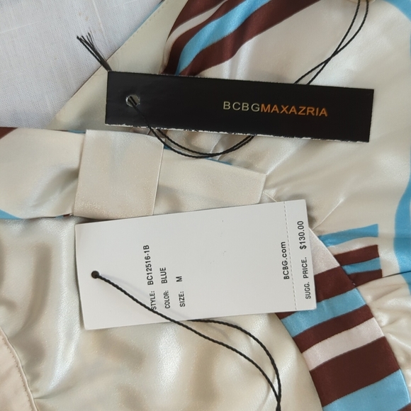 BCBGMAXAZRIA sleeveless shift dress with bow NWT - Picture 9 of 10